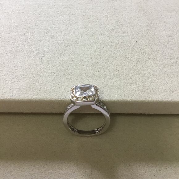 Sterling Silver Square Crystal Ring - Picture 8 of 10